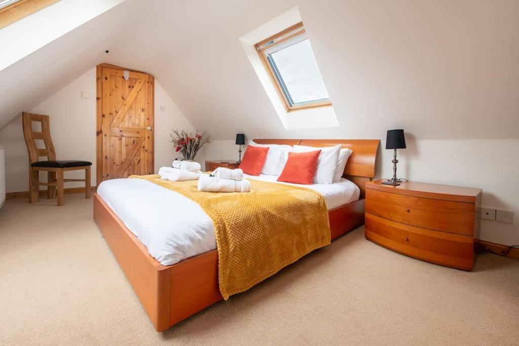 Cosy & Rustic Retreat - Woodland Cottage. Nairn Eksteriør bilde