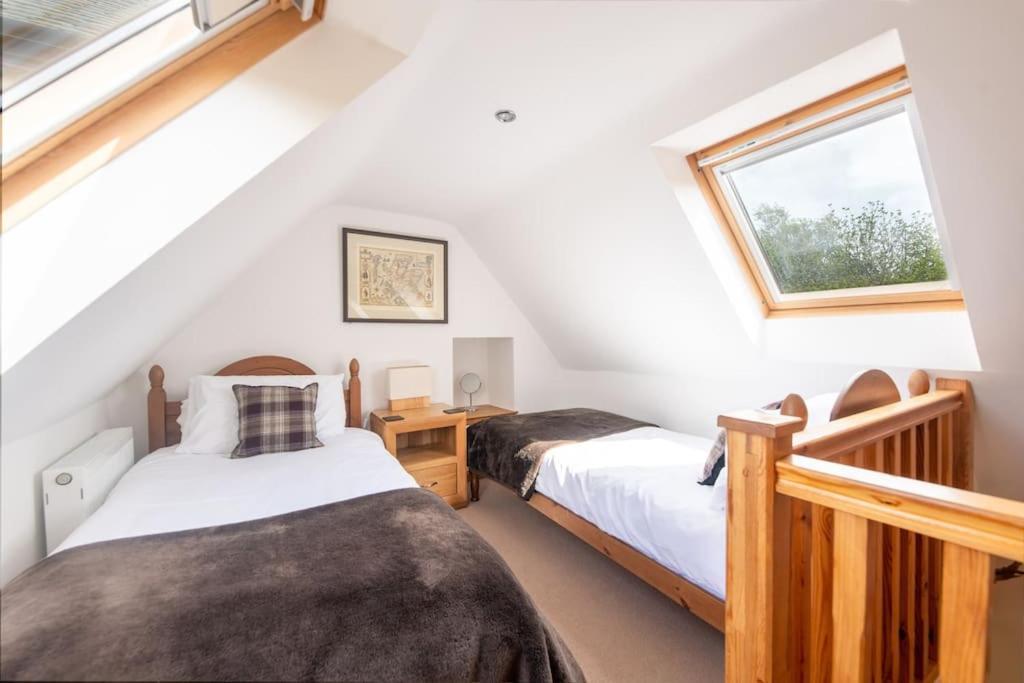 Cosy & Rustic Retreat - Woodland Cottage. Nairn Eksteriør bilde
